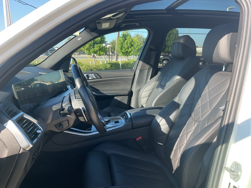 Used 2026 BMW X5 sDrive40i RWD image 12