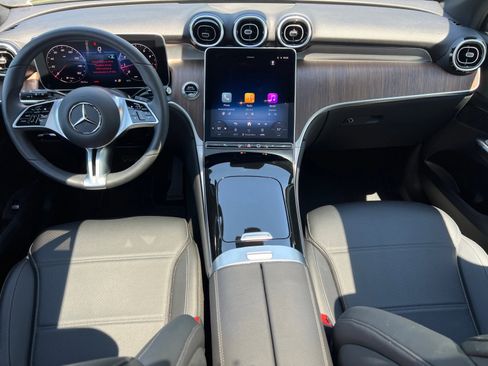 Used 2026 Mercedes-Benz GLC 300 4MATIC image 20