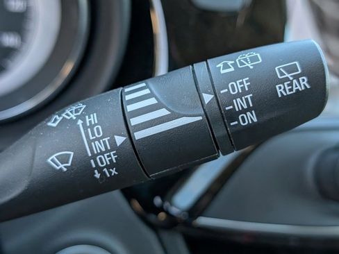 Used 2020 Buick Envision Essence w/ Experience Buick Package image 27