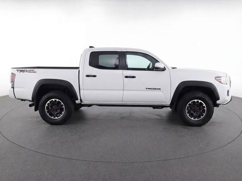 Used 2025 Toyota Tacoma TRD Off-Road image 11