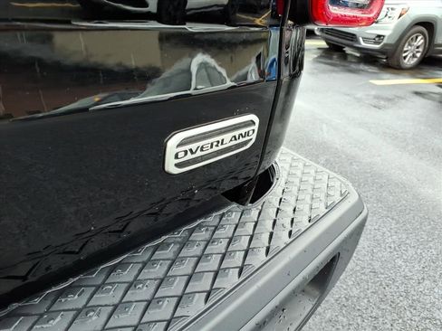 Used 2021 Jeep Gladiator Overland image 28