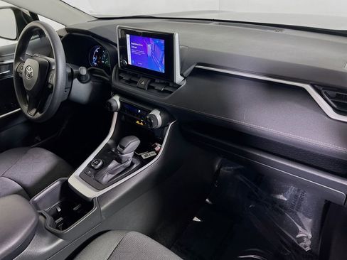 Certified 2025 Toyota RAV4 XLE AWD/4WD image 26