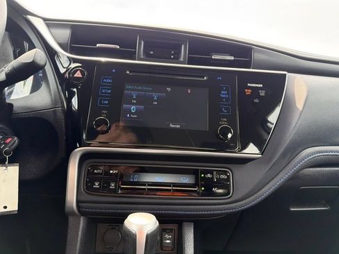 Certified 2017 Toyota Corolla SE w/ Carpet Mat Package (TMS) FWD image 25