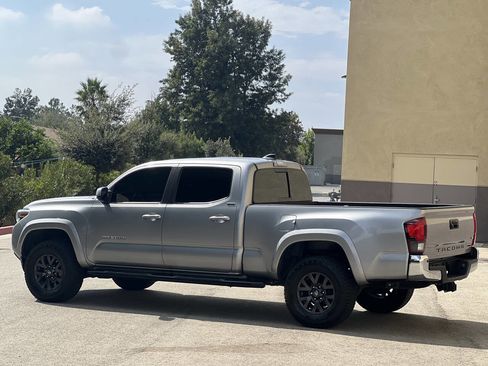 Used 2021 Toyota Tacoma SR5 image 8
