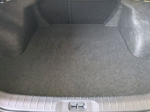 Used 2025 Nissan Altima 2.5 SV image 28