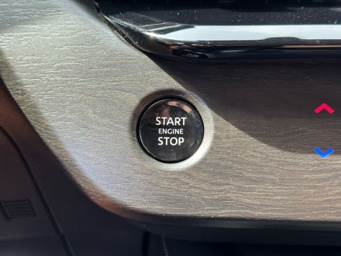 Used 2025 Nissan Murano SL AWD/4WD image 23