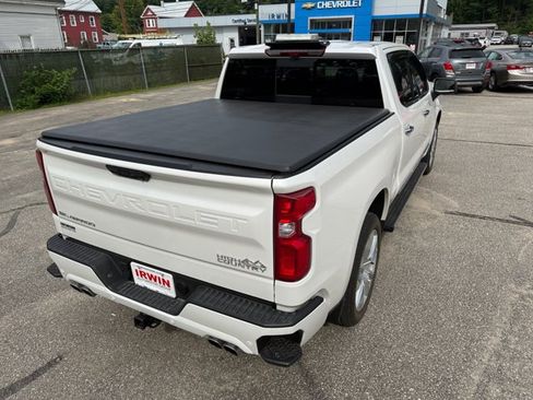 Used 2024 Chevrolet Silverado 1500 High Country AWD/4WD image 16