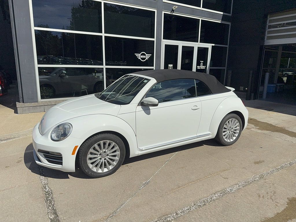 Used 2019 Volkswagen Beetle 2.0T SE FWD image 7