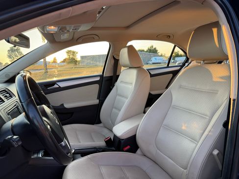 Used 2014 Volkswagen Jetta SE image 15