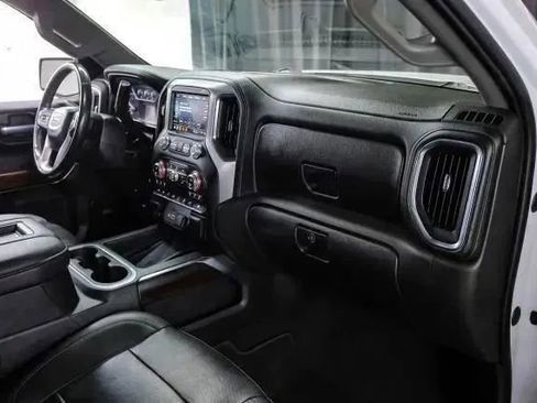 Used 2021 GMC Sierra 1500 SLT w/ SLT Premium Plus Package RWD image 18