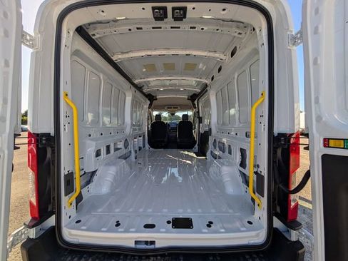 New 2026 Ford Transit 250 148 Medium Roof RWD image 6