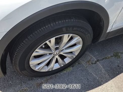 Used 2019 Volkswagen Tiguan S w/ Driver Assistance Package FWD image 7