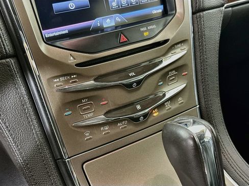 Used 2014 Lincoln MKX AWD w/ Equipment Group 102A image 21