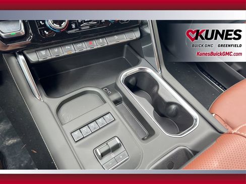 New 2026 GMC Sierra 3500 Denali Ultimate AWD/4WD image 28
