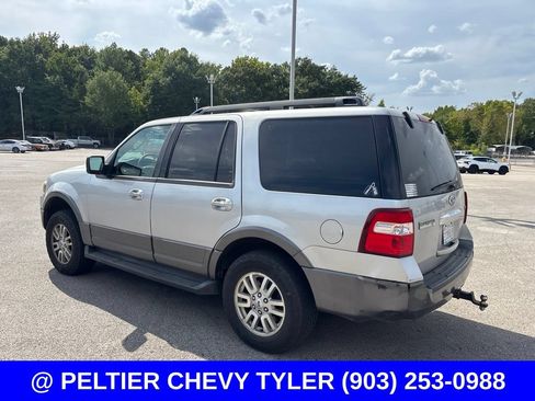 Used 2011 Ford Expedition XLT w/ 202A Rapid Spec Order Code RWD image 5