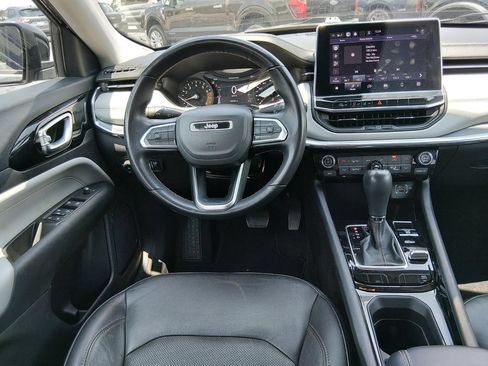 Used 2022 Jeep Compass Limited AWD/4WD image 12