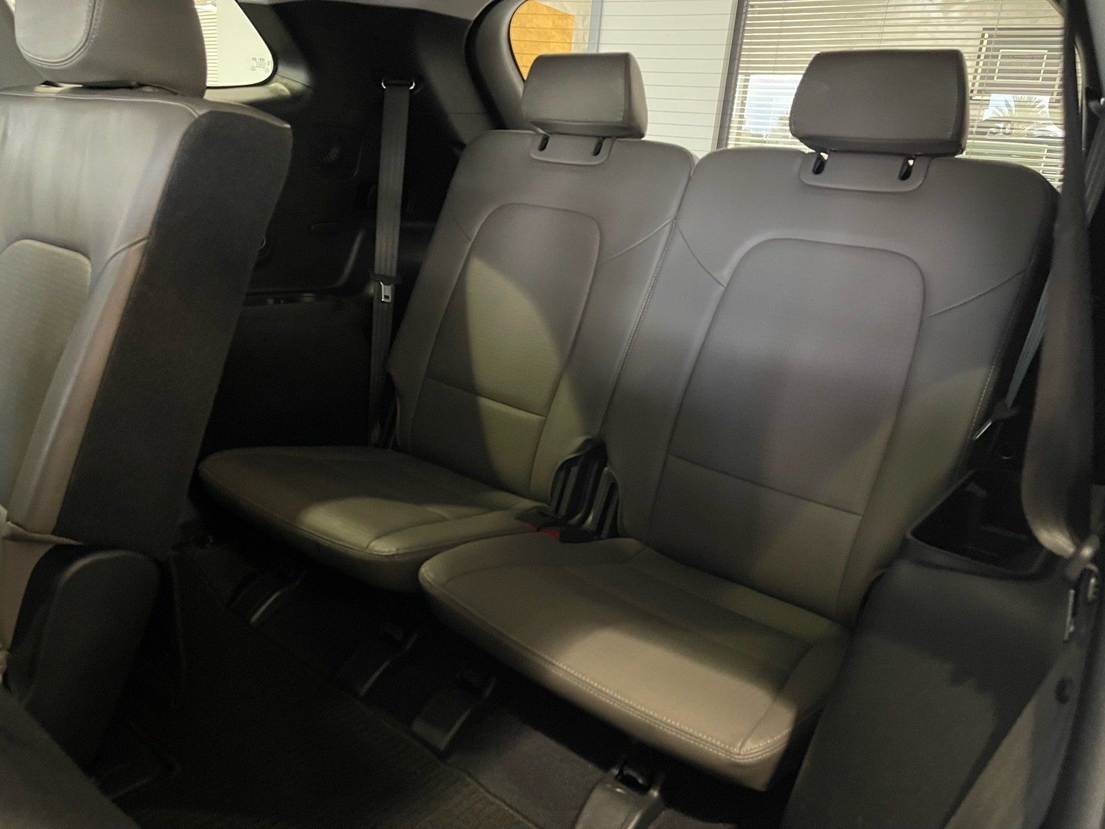 Used 2014 Hyundai Santa Fe GLS w/ Ultimate Package 06 AWD/4WD image 34