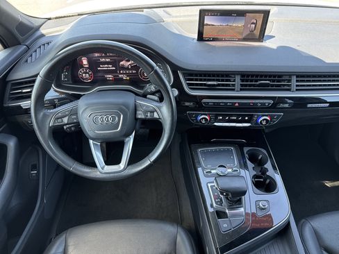 Used 2017 Audi Q7 3.0T Prestige AWD/4WD image 18
