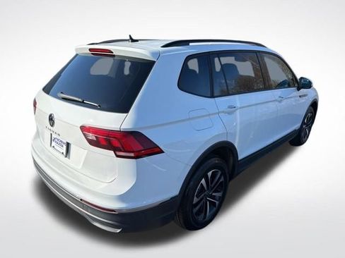 Used 2023 Volkswagen Tiguan S image 7