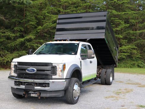 Used 2018 Ford F550 4x4 SuperCab Super Duty image 21