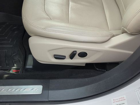 Used 2019 Ford Explorer Limited w/ Class III Trailer Tow Package image 14