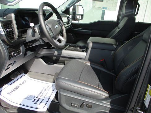 New 2026 Ford F350 Lariat w/ FX4 Off-Road Package image 11