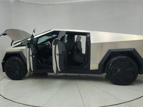 Used 2024 Tesla Cybertruck Cyberbeast image 68