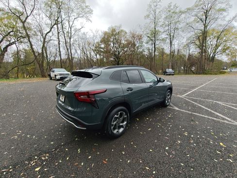 New 2026 Chevrolet Trax LT image 8