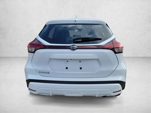 Used 2025 Nissan Kicks Play S image 6