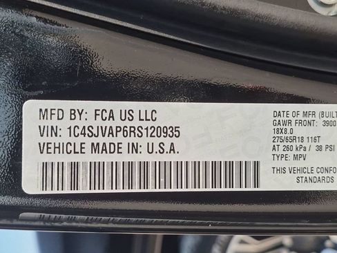 Used 2024 Jeep Wagoneer 4WD w/ Rear Seat Video Group 1 image 34
