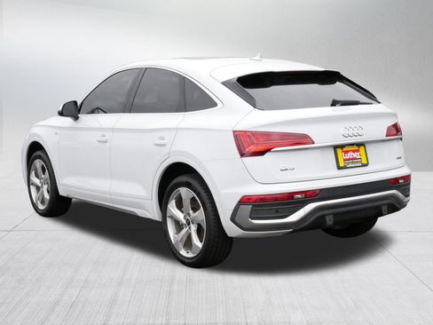 Used 2021 Audi Q5 2.0T Premium Plus w/ Premium Plus Package AWD/4WD image 5