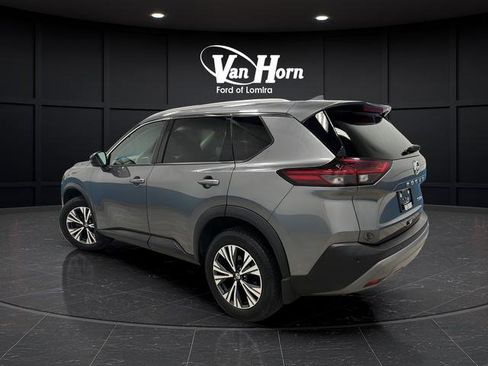 Used 2021 Nissan Rogue SV AWD/4WD image 5