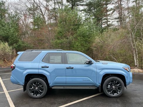 New 2026 Toyota 4Runner 4WD image 6