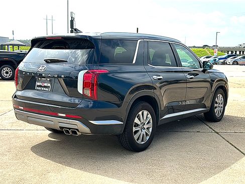 Used 2025 Hyundai Palisade SEL FWD image 8