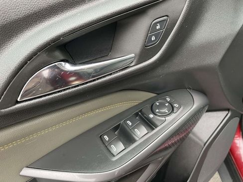 Used 2024 Chevrolet Trax ACTIV w/ Sunroof Package image 28