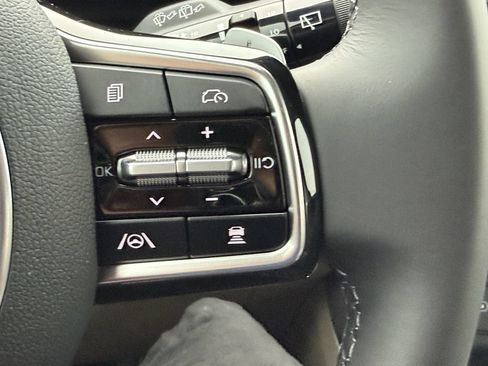 New 2026 Kia Carnival SX FWD image 34