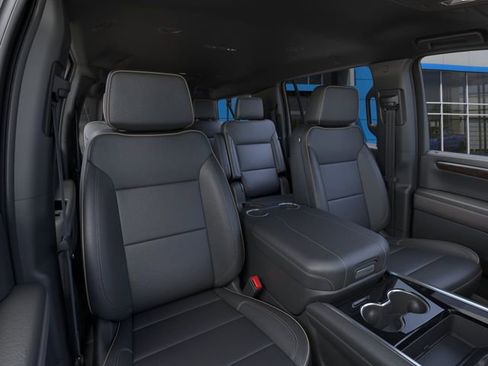 New 2025 Chevrolet Suburban Premier AWD/4WD image 16