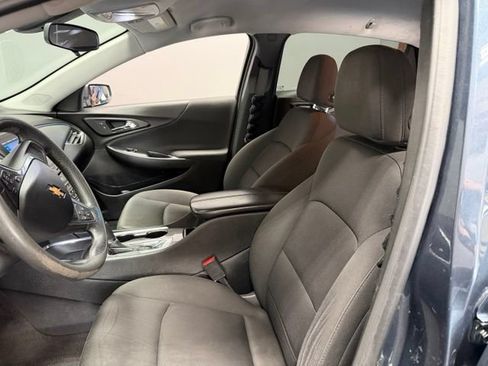 Used 2020 Chevrolet Malibu LT FWD image 16