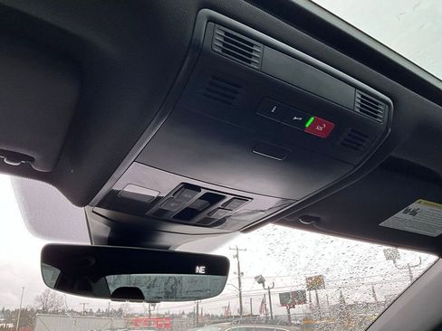 Used 2022 Volkswagen Jetta GLI Autobahn w/ GLI Black Package image 16