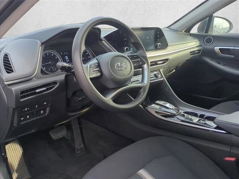 Used 2023 Hyundai Sonata SE image 9