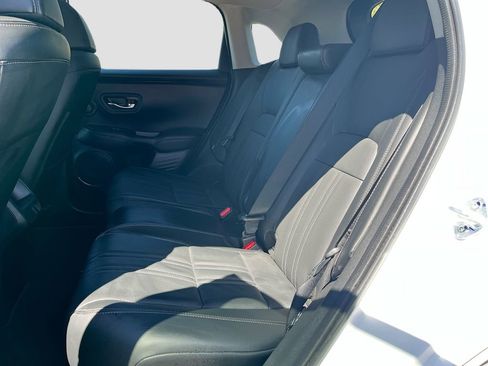 Used 2025 Honda HR-V EX-L image 24