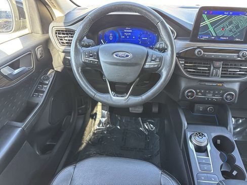 Certified 2020 Ford Escape Titanium image 14