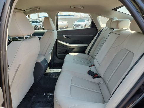 Used 2025 Hyundai Sonata SEL FWD image 8