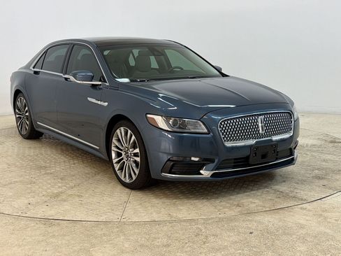 Used 2019 Lincoln Continental Select w/ Continental Climate Package FWD image 7