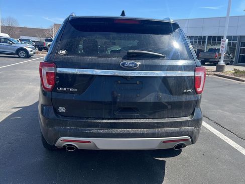 Used 2017 Ford Explorer Limited image 8