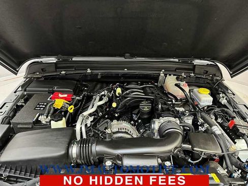 Used 2022 Jeep Wrangler Unlimited Sport image 10