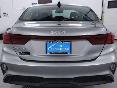 Used 2024 Kia Forte LXS image 6