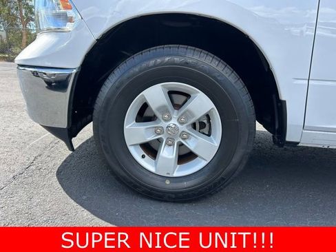 Used 2022 RAM 1500 Classic SLT image 9