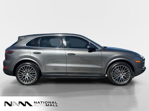 Used 2019 Porsche Cayenne AWD/4WD image 6