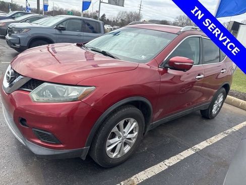 Used 2015 Nissan Rogue SV w/ SV Premium Package image 3